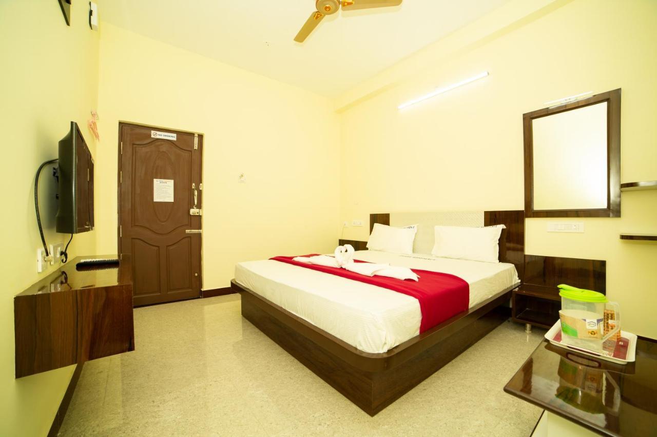 Akash Residency Hotel Rameswaram Bagian luar foto