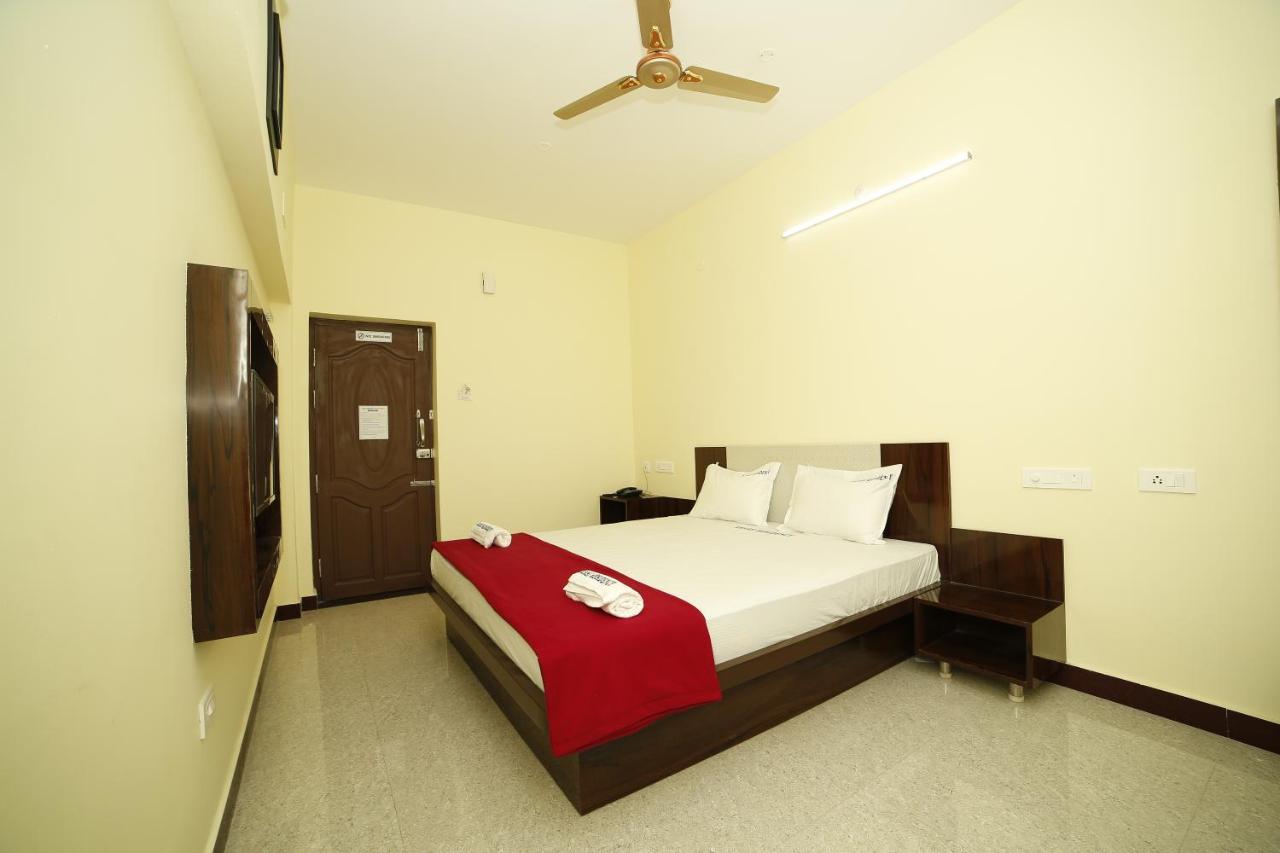 Akash Residency Hotel Rameswaram Bagian luar foto
